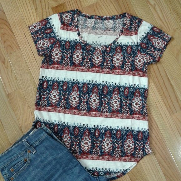 Lucky Brand Tops - Lucky Brand boho tee Xs
